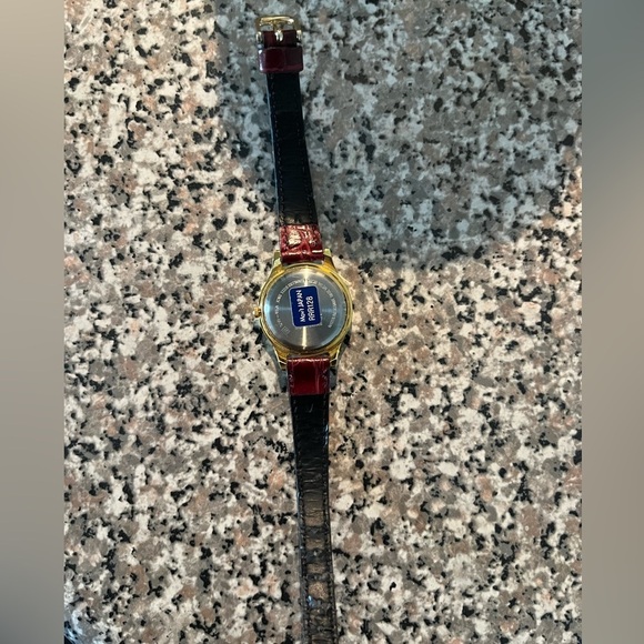 Disney X Lorus Mickey Mouse Gold-Tone Analog Watch vintage 80s 90s - Picture 4 of 6